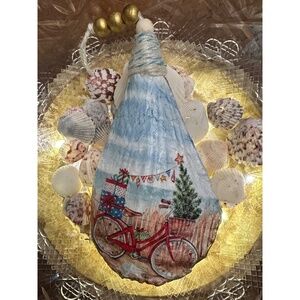 🌟 One-of-a-Kind Coastal Christmas Ornament – Handmade Pen Shell Décor